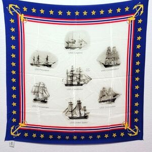 Symphony Blue and White Scarf‎